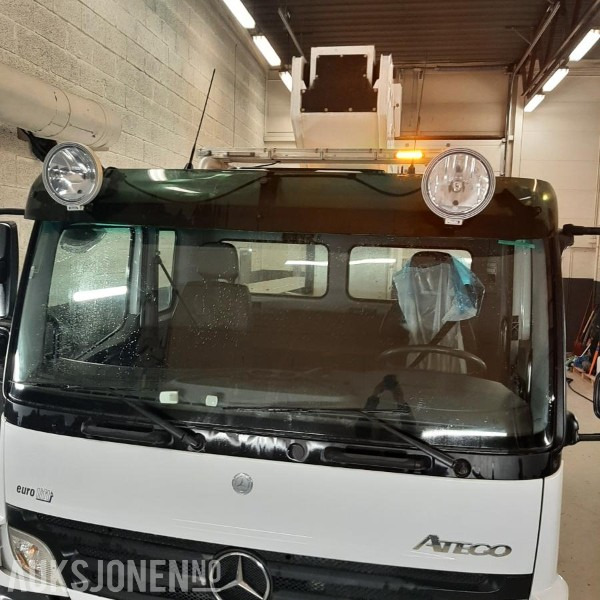 2006 Mercedes-Benz 1223/36AT LIFT BIL NYLIG EU OK OG sertifisert Arbeidshøyde 17m - 市政/ 专用车辆:图3 2006 Mercedes-Benz 1223/36AT LIFT BIL NYLIG EU OK OG sertifisert Arbeidshøyde 17m - 市政/ 专用车辆:图3