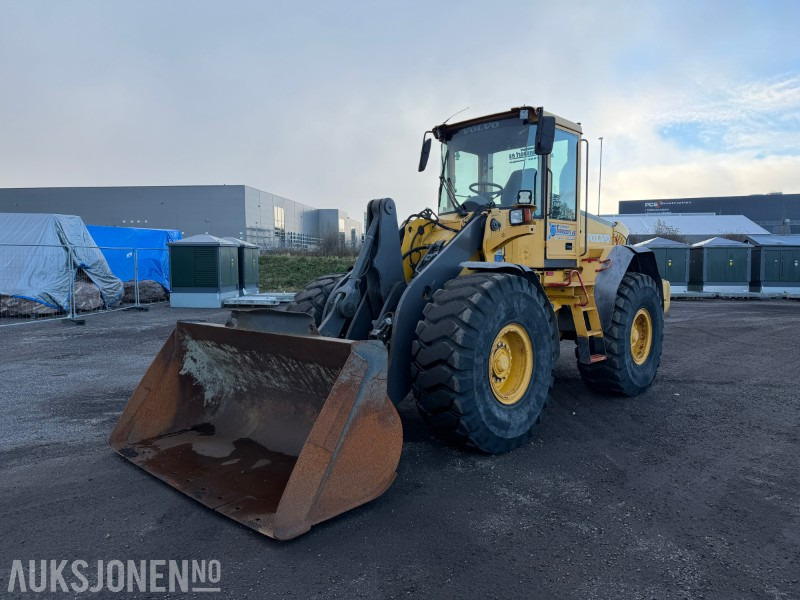 2006 Volvo L90E hjullaster - Sentralsmøring - Joystick - Tilleggshydraulikk - 轮式装载机:图1 2006 Volvo L90E hjullaster - Sentralsmøring - Joystick - Tilleggshydraulikk - 轮式装载机:图1