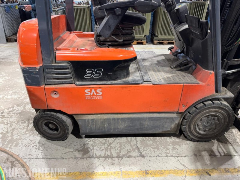 2007 Toyota batteritruck med 2820 kg løftekapasitet - 材料装卸设备:图3 2007 Toyota batteritruck med 2820 kg løftekapasitet - 材料装卸设备:图3