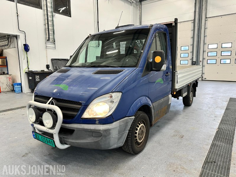2008 Mercedes-Benz SPRINTER 315 CDI planbil m/ Hiab 013T kran - 平板货车:图1 2008 Mercedes-Benz SPRINTER 315 CDI planbil m/ Hiab 013T kran - 平板货车:图1