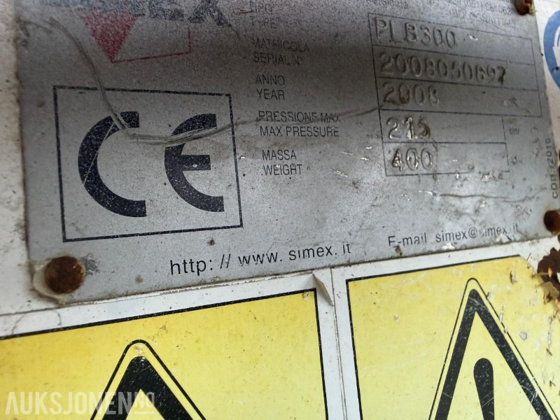 附件 适用于 建筑机械 2008 Simex PLB 300 asfaltfres m/overgang til S-60 feste.:图6 附件 适用于 建筑机械 2008 Simex PLB 300 asfaltfres m/overgang til S-60 feste.:图6