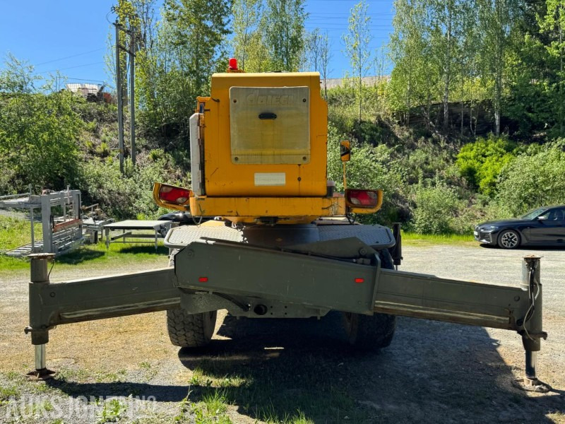 2009 Dieci Pegasus 40.25 rundtomsvingende teleskoptruck med kurv / vinsj / pallegaffler - 伸缩臂叉装车:图4 2009 Dieci Pegasus 40.25 rundtomsvingende teleskoptruck med kurv / vinsj / pallegaffler - 伸缩臂叉装车:图4
