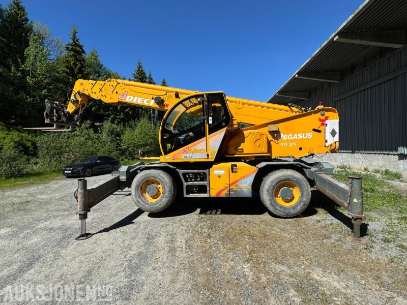 2009 Dieci Pegasus 40.25 rundtomsvingende teleskoptruck med kurv / vinsj / pallegaffler - 伸缩臂叉装车:图2 2009 Dieci Pegasus 40.25 rundtomsvingende teleskoptruck med kurv / vinsj / pallegaffler - 伸缩臂叉装车:图2