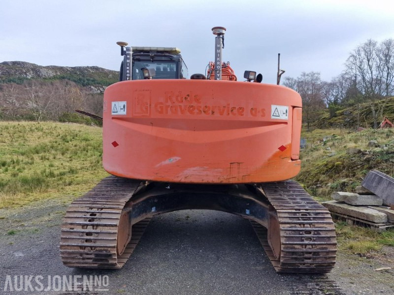 2009 Hitachi ZX225USLC-3 Beltegraver m/GPS/Rototilt med klype/3 skuffer, 12800 timer - 挖掘机:图5 2009 Hitachi ZX225USLC-3 Beltegraver m/GPS/Rototilt med klype/3 skuffer, 12800 timer - 挖掘机:图5