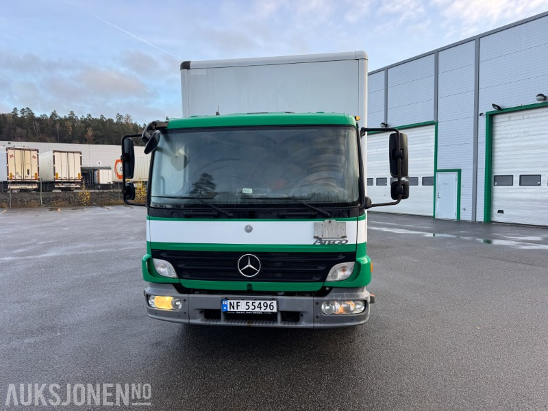 2009 Mercedes-Benz ATEGO - 厢式卡车:图2 2009 Mercedes-Benz ATEGO - 厢式卡车:图2