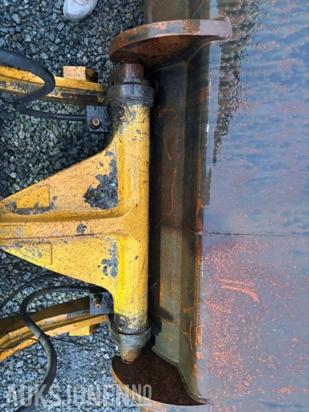 轮式装载机 2010 CAT 906H HJULLASTER. 1596TIMER. SKUFFE. TELLEFSDAL VPL PLOG. HOLMS FEIEKOST. CAT PALLEGAFFLER：图33