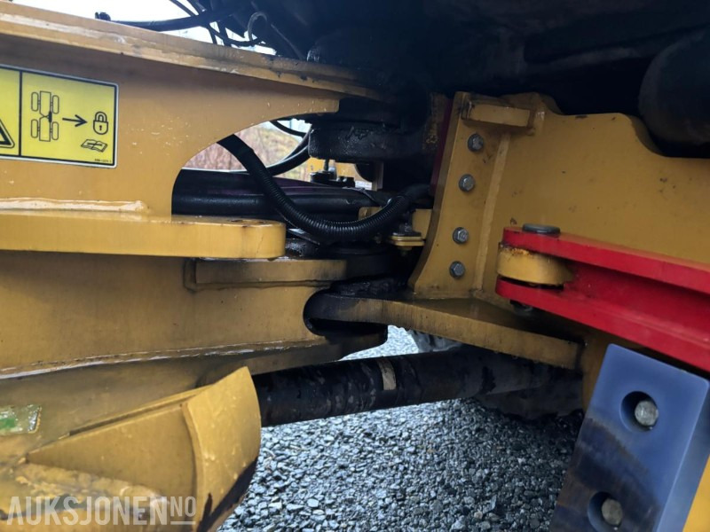 轮式装载机 2010 CAT 906H HJULLASTER. 1596TIMER. SKUFFE. TELLEFSDAL VPL PLOG. HOLMS FEIEKOST. CAT PALLEGAFFLER：图26