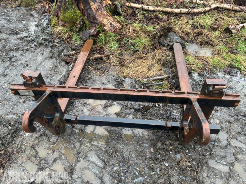 轮式装载机 2010 CAT 906H HJULLASTER. 1596TIMER. SKUFFE. TELLEFSDAL VPL PLOG. HOLMS FEIEKOST. CAT PALLEGAFFLER：图44