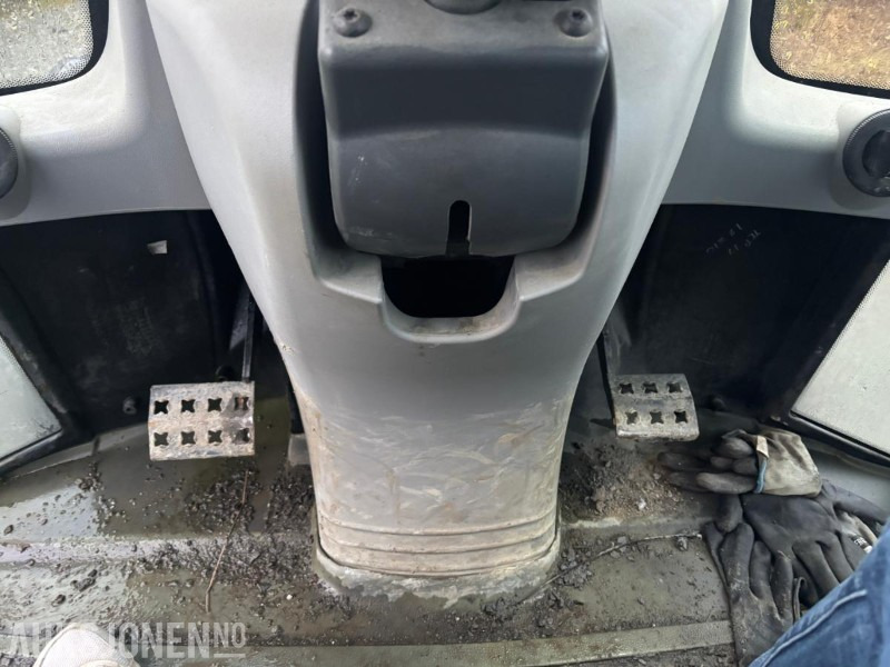 轮式装载机 2010 CAT 906H HJULLASTER. 1596TIMER. SKUFFE. TELLEFSDAL VPL PLOG. HOLMS FEIEKOST. CAT PALLEGAFFLER：图20