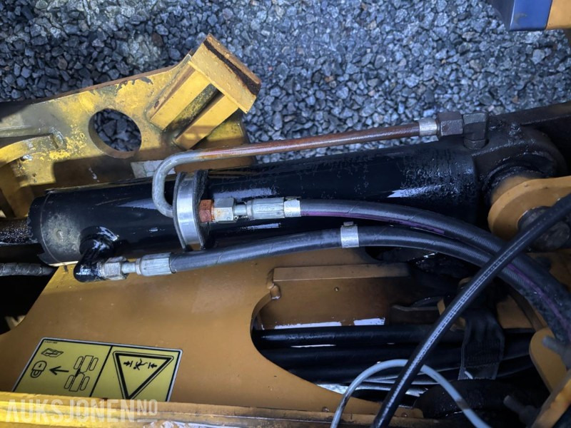 轮式装载机 2010 CAT 906H HJULLASTER. 1596TIMER. SKUFFE. TELLEFSDAL VPL PLOG. HOLMS FEIEKOST. CAT PALLEGAFFLER：图41