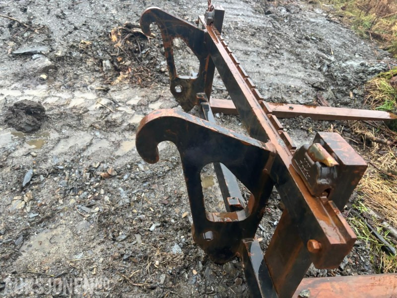 轮式装载机 2010 CAT 906H HJULLASTER. 1596TIMER. SKUFFE. TELLEFSDAL VPL PLOG. HOLMS FEIEKOST. CAT PALLEGAFFLER：图50