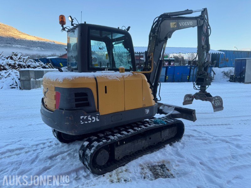 2010 Volvo EC55C gravemaskin med 2 skuffer og klype med rotator - 挖掘机:图4 2010 Volvo EC55C gravemaskin med 2 skuffer og klype med rotator - 挖掘机:图4