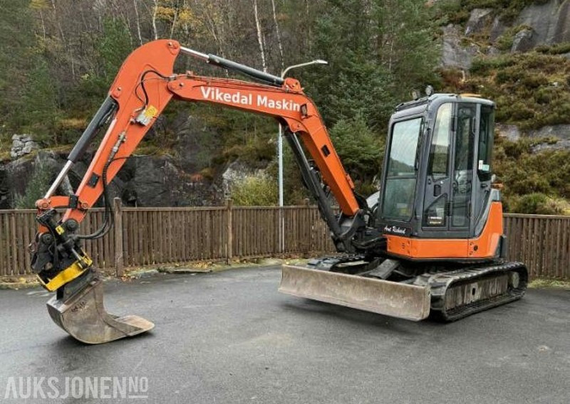 挖掘机 2011 HITACHI 52U. 3700T. ENGCON TILTROTATOR. S40. SERVICE 3600T：图1