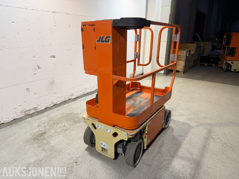 2011 JLG 1230ES Elektrisk mastelift med 5,6 m arbeidshøyde - 空中平台:图4 2011 JLG 1230ES Elektrisk mastelift med 5,6 m arbeidshøyde - 空中平台:图4