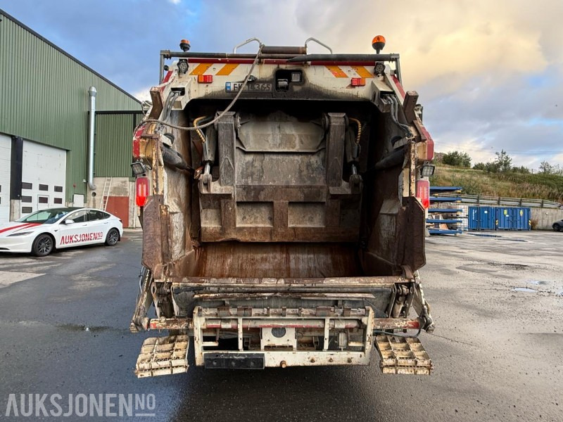 2011 Volvo FM330 6X2 Komprimatorbil 22M3 - Strøere - Baklaster - 353908KM - 垃圾车:图4 2011 Volvo FM330 6X2 Komprimatorbil 22M3 - Strøere - Baklaster - 353908KM - 垃圾车:图4