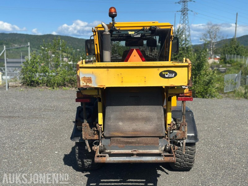 2011 Wille 455B Stensballe med TH 2500 B frontmontert triplex rotorklippaggregat - 轮式装载机:图4 2011 Wille 455B Stensballe med TH 2500 B frontmontert triplex rotorklippaggregat - 轮式装载机:图4
