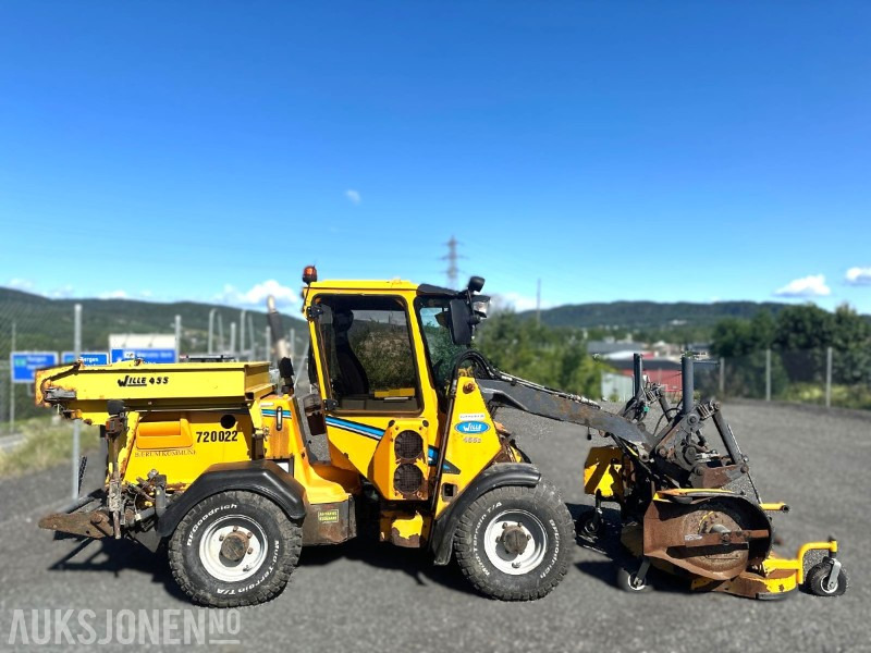 2011 Wille 455B Stensballe med TH 2500 B frontmontert triplex rotorklippaggregat - 轮式装载机:图2 2011 Wille 455B Stensballe med TH 2500 B frontmontert triplex rotorklippaggregat - 轮式装载机:图2