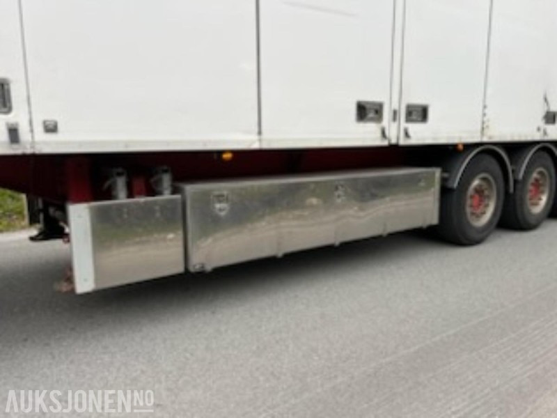 2012 Ekeri T3-K SKAPHENGER MED SIDEÅPNING - 全挂车:图3 2012 Ekeri T3-K SKAPHENGER MED SIDEÅPNING - 全挂车:图3
