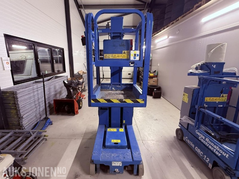 2012 Genie GRC-12 Mastelift - 5,5 m - 213 timer - Uttrekkbar plate - 空中平台:图2 2012 Genie GRC-12 Mastelift - 5,5 m - 213 timer - Uttrekkbar plate - 空中平台:图2