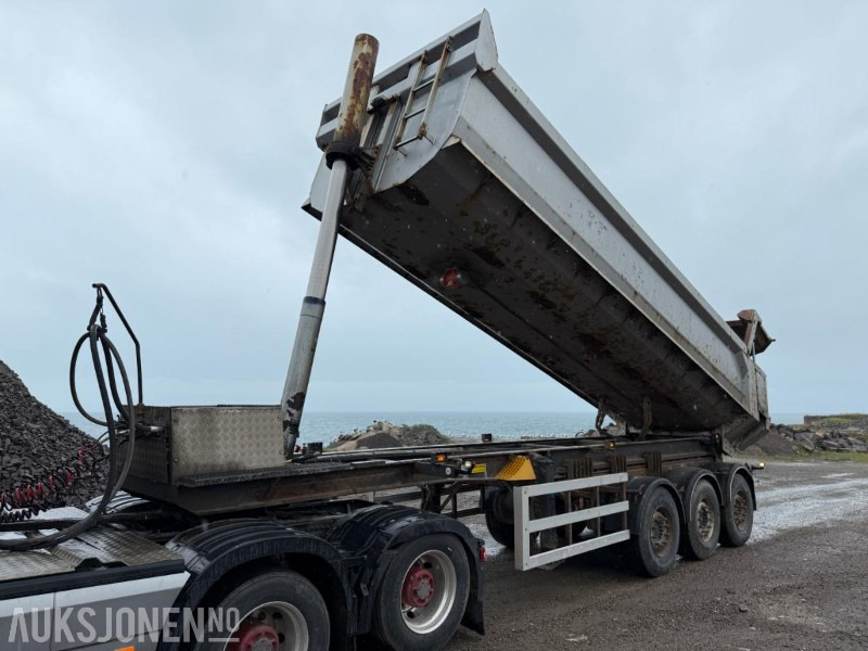 2012 Maur Bilpåbygg Tippsemi - 全挂车:图3 2012 Maur Bilpåbygg Tippsemi - 全挂车:图3