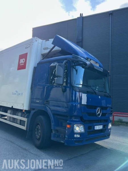 2012 Mercedes-Benz ACTROS skapbil/thermo med frys - Bilen har full service historikk - 573000 km. - 厢式卡车:图3 2012 Mercedes-Benz ACTROS skapbil/thermo med frys - Bilen har full service historikk - 573000 km. - 厢式卡车:图3