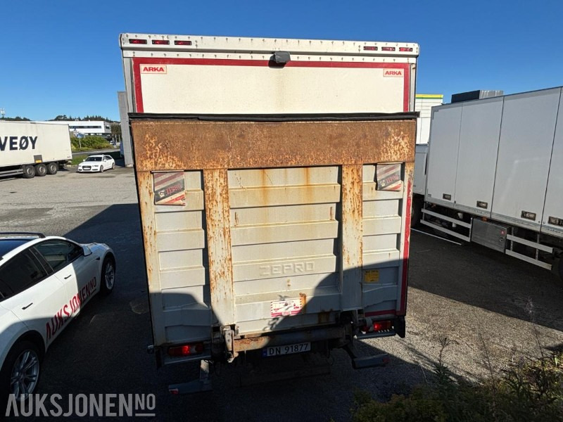 2012 Volvo FL-290 Skapbil med sideåpning. Bakløft. Zepro baklem. - 厢式卡车:图4 2012 Volvo FL-290 Skapbil med sideåpning. Bakløft. Zepro baklem. - 厢式卡车:图4
