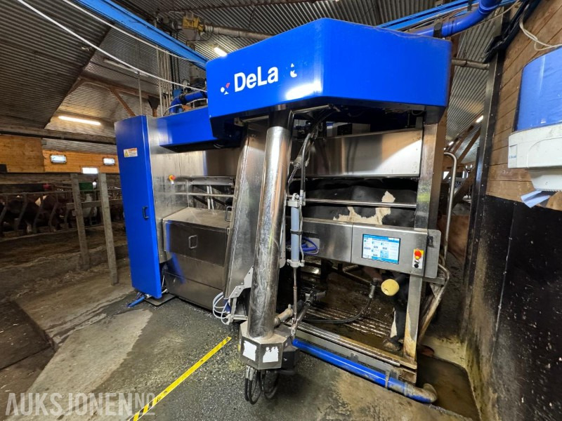 2013 DeLaval VMS melkerobot med 1 kraftfôrstasjon FSC40 - Høyre utgave - Steam - Innredning og grinder foran - Vakuumpumpe - Fortsatt i daglig drift - 农业机械:图1 2013 DeLaval VMS melkerobot med 1 kraftfôrstasjon FSC40 - Høyre utgave - Steam - Innredning og grinder foran - Vakuumpumpe - Fortsatt i daglig drift - 农业机械:图1