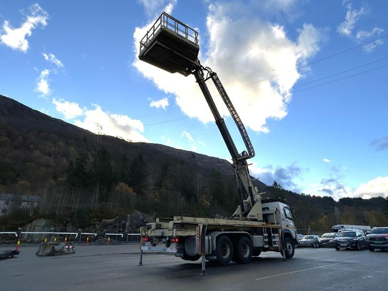 2013 Volvo FMX 370 6X4 med NORMET Esslift 1000 plattform / korg - nylig EU godkjent - 市政/ 专用车辆:图3 2013 Volvo FMX 370 6X4 med NORMET Esslift 1000 plattform / korg - nylig EU godkjent - 市政/ 专用车辆:图3