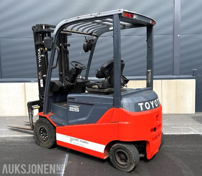 2014 Toyota 8FBMKT25 – 2,5T elektrisk gaffeltruck - 材料装卸设备:图3 2014 Toyota 8FBMKT25 – 2,5T elektrisk gaffeltruck - 材料装卸设备:图3