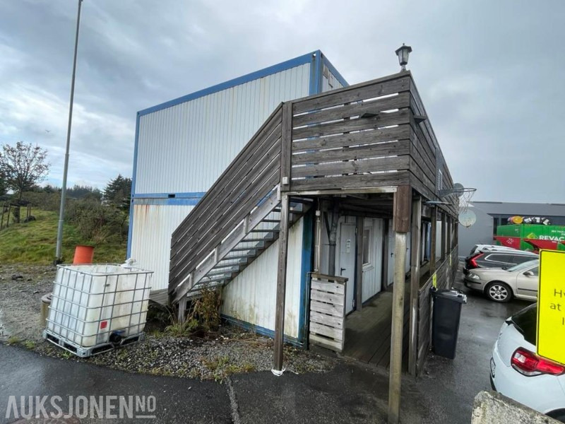 2015 Brakkerigg - Containerbrakker i stål med 8 hybler komplett med hybelkomfyr, dusj, toalett, lys og varme. - 建筑设备:图5 2015 Brakkerigg - Containerbrakker i stål med 8 hybler komplett med hybelkomfyr, dusj, toalett, lys og varme. - 建筑设备:图5