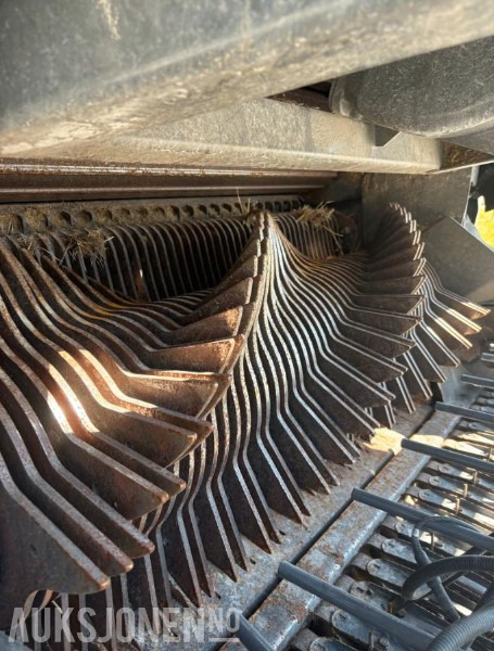 2015 Claas Rollant 455 Uni – 12 500 baller og 620-hjul - 农业机械:图5 2015 Claas Rollant 455 Uni – 12 500 baller og 620-hjul - 农业机械:图5