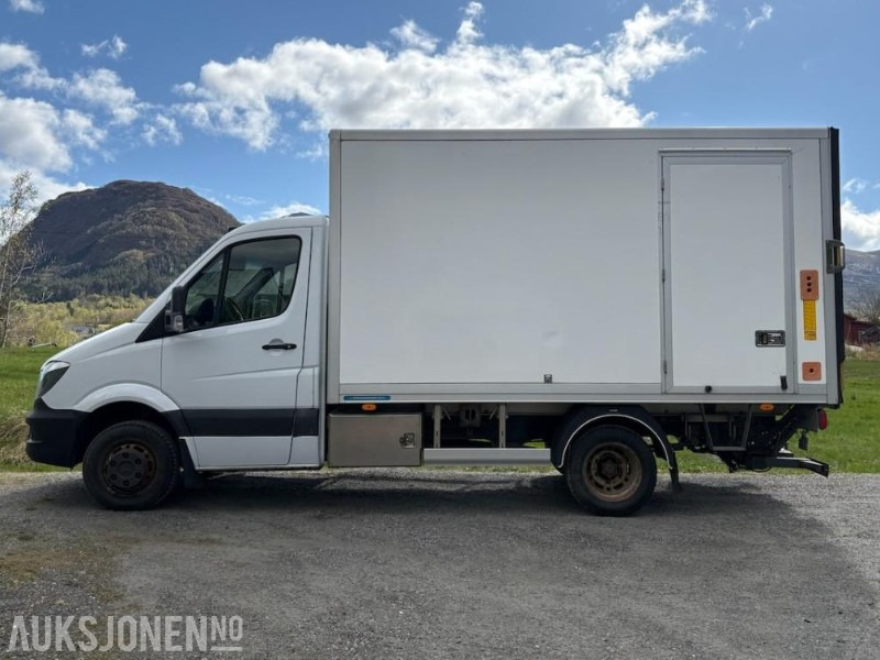 2015 Mercedes-Benz Sprinter ADR-godkjent Løftelem Hengerfeste - 厢式卡车:图4 2015 Mercedes-Benz Sprinter ADR-godkjent Løftelem Hengerfeste - 厢式卡车:图4