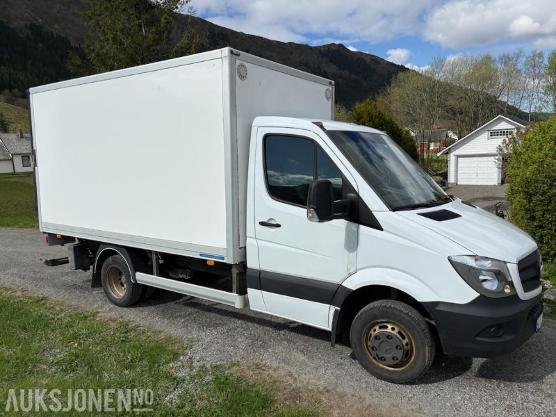 2015 Mercedes-Benz Sprinter ADR-godkjent Løftelem Hengerfeste - 厢式卡车:图2 2015 Mercedes-Benz Sprinter ADR-godkjent Løftelem Hengerfeste - 厢式卡车:图2