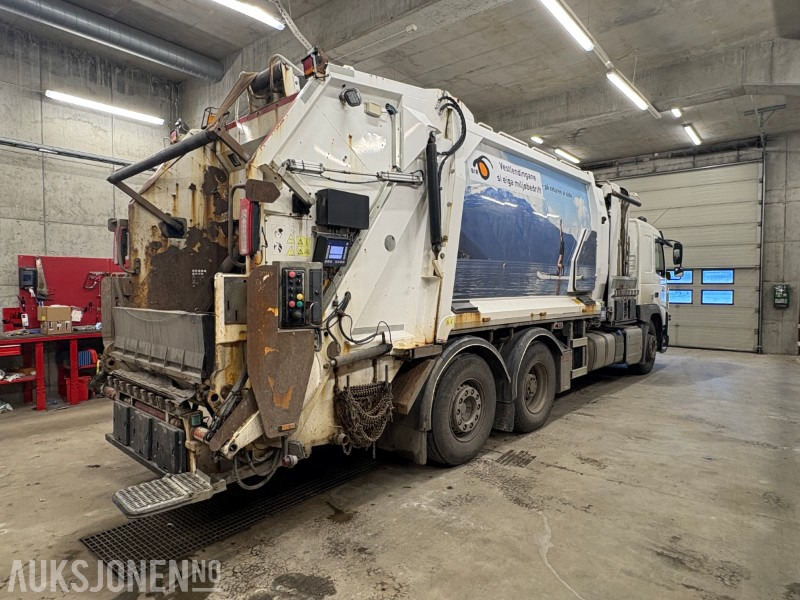 2015 Volvo FMX 420 EURO 6T komprimatorbil med 2 kammer og sidelaster - 垃圾车:图3 2015 Volvo FMX 420 EURO 6T komprimatorbil med 2 kammer og sidelaster - 垃圾车:图3