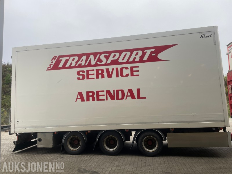 2017 Ekeri Skaphenger 3 akslet m/full sideåpning - 封闭厢式拖车:图4 2017 Ekeri Skaphenger 3 akslet m/full sideåpning - 封闭厢式拖车:图4