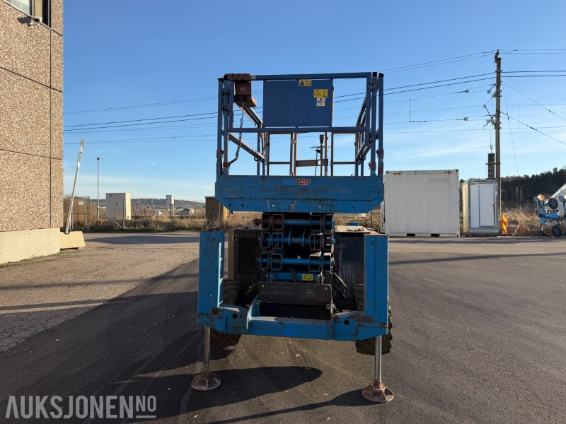 2017 Genie GS3369 RT terrenggående sakselift - 12 m arbeidshøyde - 空中平台:图4 2017 Genie GS3369 RT terrenggående sakselift - 12 m arbeidshøyde - 空中平台:图4