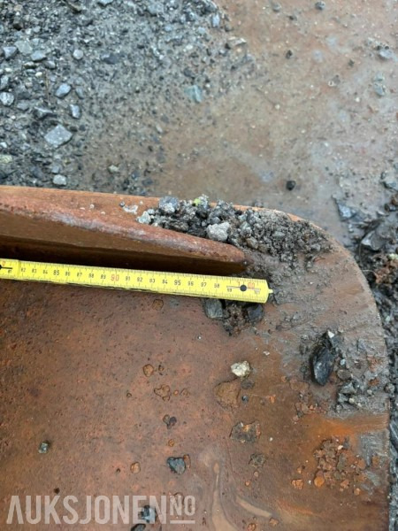 2017 Gjerstad skuff 700 l - S60 - 附件 适用于 建筑机械:图5 2017 Gjerstad skuff 700 l - S60 - 附件 适用于 建筑机械:图5