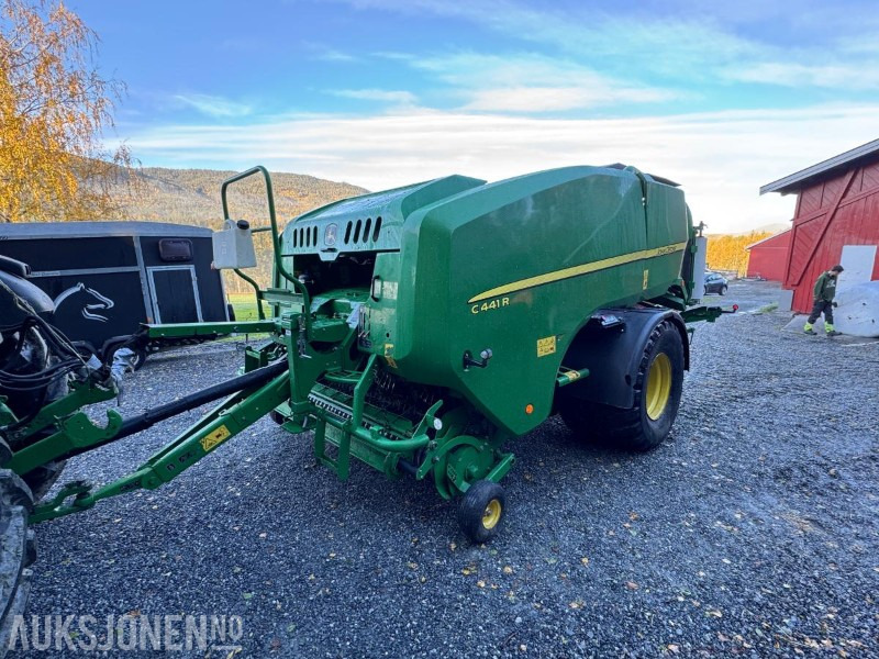 2017 John Deere C441 R kombipresse med sentralsmøring - 农业机械:图1 2017 John Deere C441 R kombipresse med sentralsmøring - 农业机械:图1
