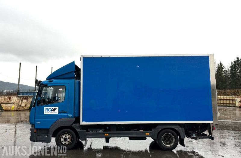 2017 Mercedes-Benz ATEGO 818 L skapbil | Palfinger lift | Ulefoss skap - 厢式卡车:图2 2017 Mercedes-Benz ATEGO 818 L skapbil | Palfinger lift | Ulefoss skap - 厢式卡车:图2