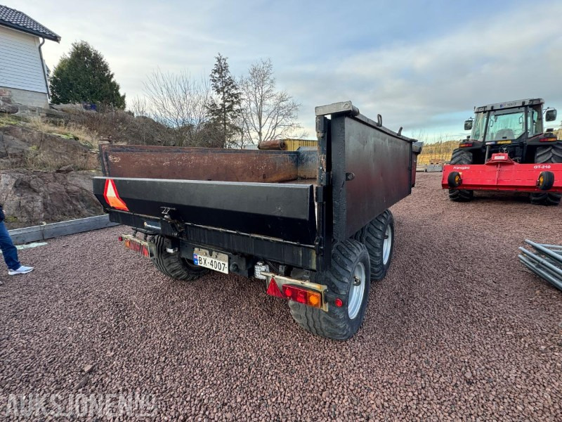 2017 Pronar T679/3 Dumperhenger - 农业机械:图4 2017 Pronar T679/3 Dumperhenger - 农业机械:图4