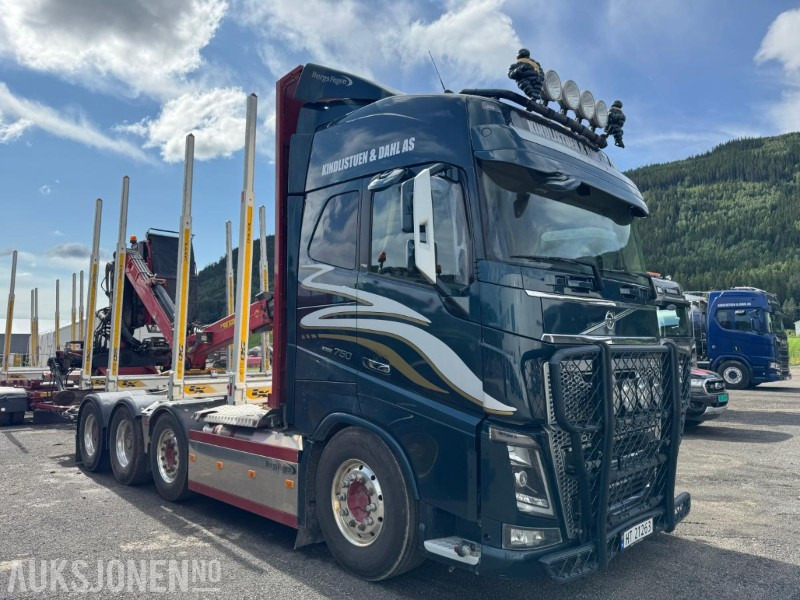 2018 Volvo FH16 8X4 komplett tømmerbil med kran og henger. - 木材运输车, 起重车:图4 2018 Volvo FH16 8X4 komplett tømmerbil med kran og henger. - 木材运输车, 起重车:图4