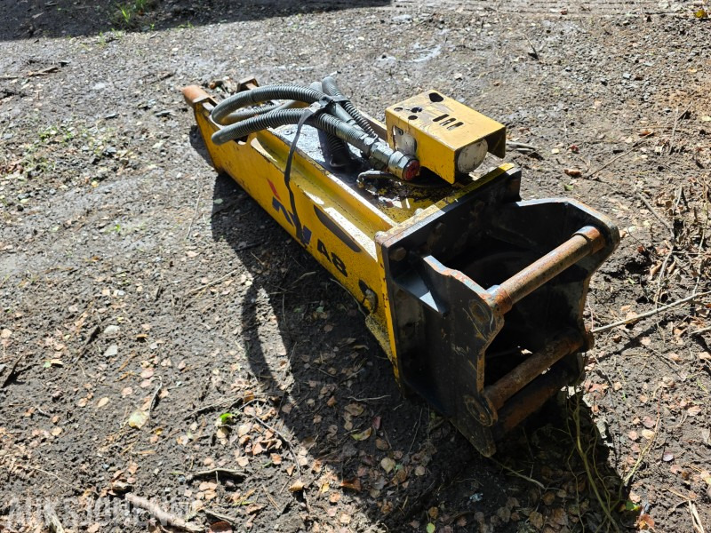 2019 AY A8 Pigghammer - Kombifeste S40/S50 - Ny pigg medfølger - 附件 适用于 建筑机械:图3 2019 AY A8 Pigghammer - Kombifeste S40/S50 - Ny pigg medfølger - 附件 适用于 建筑机械:图3