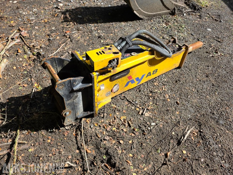 2019 AY A8 Pigghammer - Kombifeste S40/S50 - Ny pigg medfølger - 附件 适用于 建筑机械:图1 2019 AY A8 Pigghammer - Kombifeste S40/S50 - Ny pigg medfølger - 附件 适用于 建筑机械:图1