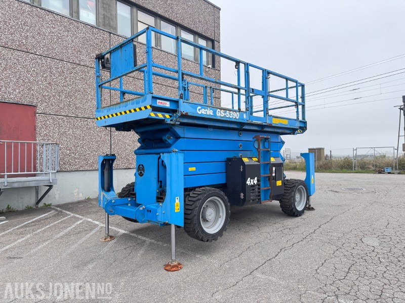 2019 Genie GS-5390 RT – 18,2 m sakselift – Kun 257 timer – Deutz diesel – Sertifisert til 2026 - 空中平台:图3 2019 Genie GS-5390 RT – 18,2 m sakselift – Kun 257 timer – Deutz diesel – Sertifisert til 2026 - 空中平台:图3