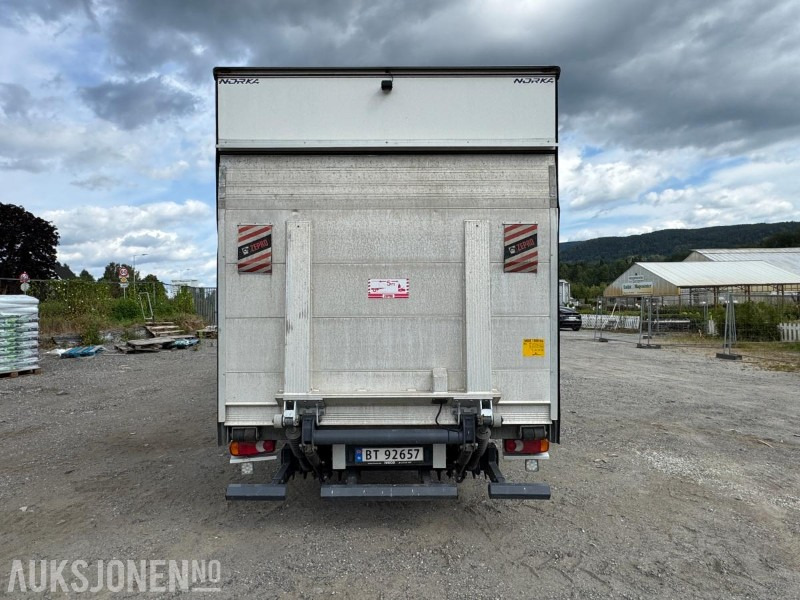 2019 Iveco Eurocargo skapbil med varme og kjøl i skap / 43126 km - 厢式卡车:图4 2019 Iveco Eurocargo skapbil med varme og kjøl i skap / 43126 km - 厢式卡车:图4