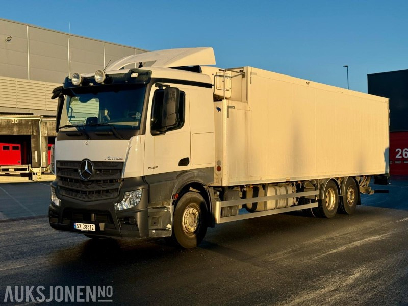 2019 Mercedes-Benz Actros 2545 L 6x2 Kjølebil - Eu-godkjent til 06/26 - Km: 193419 - 厢式卡车:图1 2019 Mercedes-Benz Actros 2545 L 6x2 Kjølebil - Eu-godkjent til 06/26 - Km: 193419 - 厢式卡车:图1
