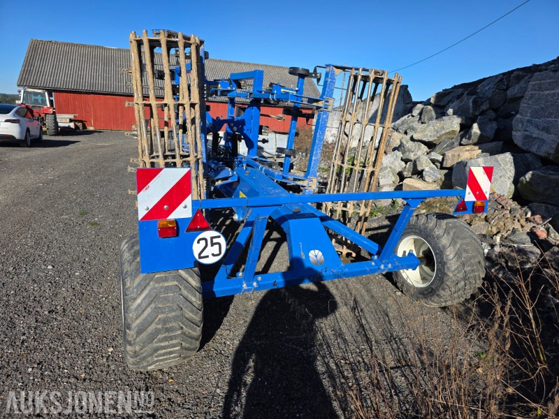 2019 New Holland grubber STX V 400T - 农业机械:图5 2019 New Holland grubber STX V 400T - 农业机械:图5