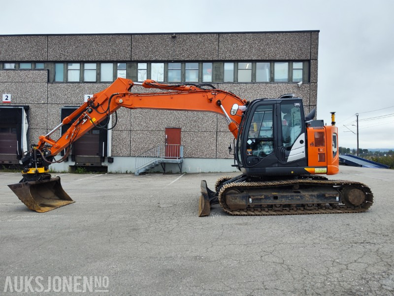 2021 Hitachi ZX135US-6 med 3D maskinstyring, tiltrotator og 3 skuffer - 挖掘机:图1 2021 Hitachi ZX135US-6 med 3D maskinstyring, tiltrotator og 3 skuffer - 挖掘机:图1