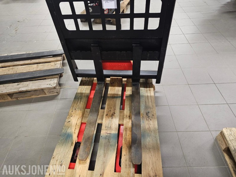 2021 SE Equipment Mek. pallegaffel, Bobcat - 农业机械:图1 2021 SE Equipment Mek. pallegaffel, Bobcat - 农业机械:图1