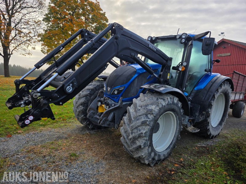 2021 Valtra N174 med lesseapparat - 拖拉机:图1 2021 Valtra N174 med lesseapparat - 拖拉机:图1